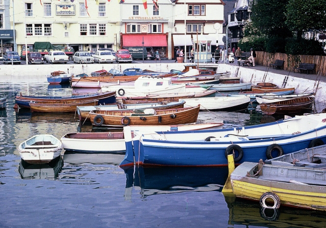 Dartmouth boat float